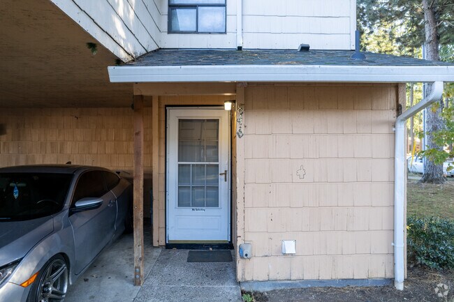 Entrance - Parkside Condominiums