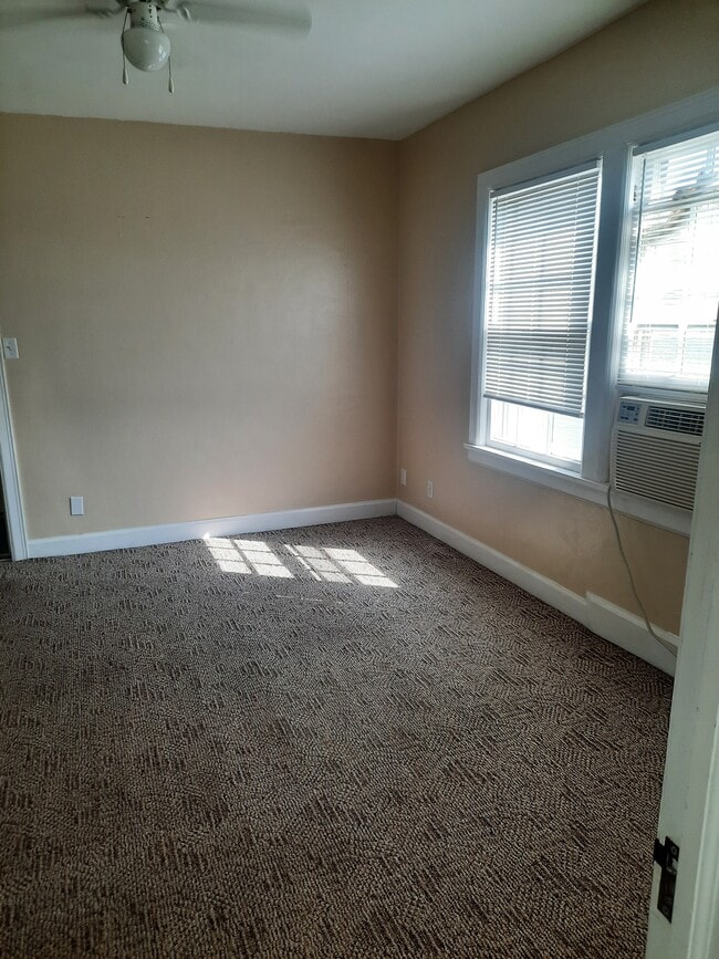 Living Room - 226 E 5th Ave