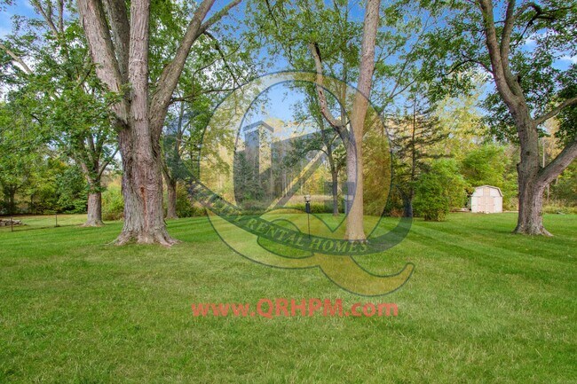 Building Photo - 3 bedroom, 2.5 bath ranch style home in Vi...