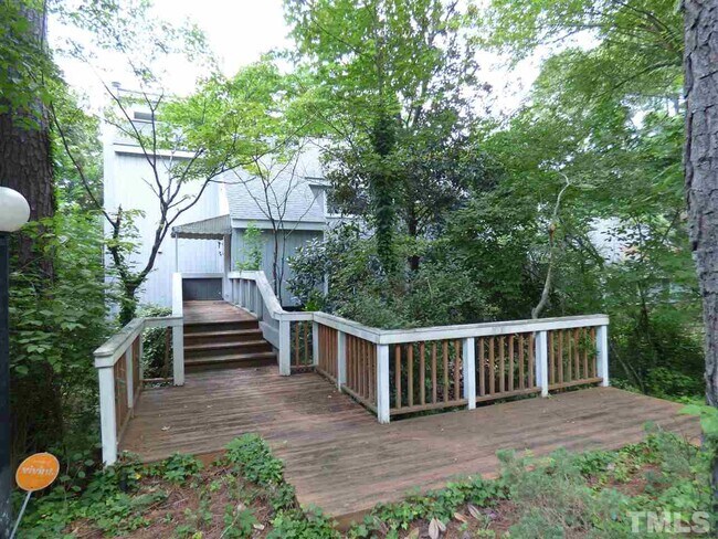 Building Photo - 913 Cedar Fork Trail
