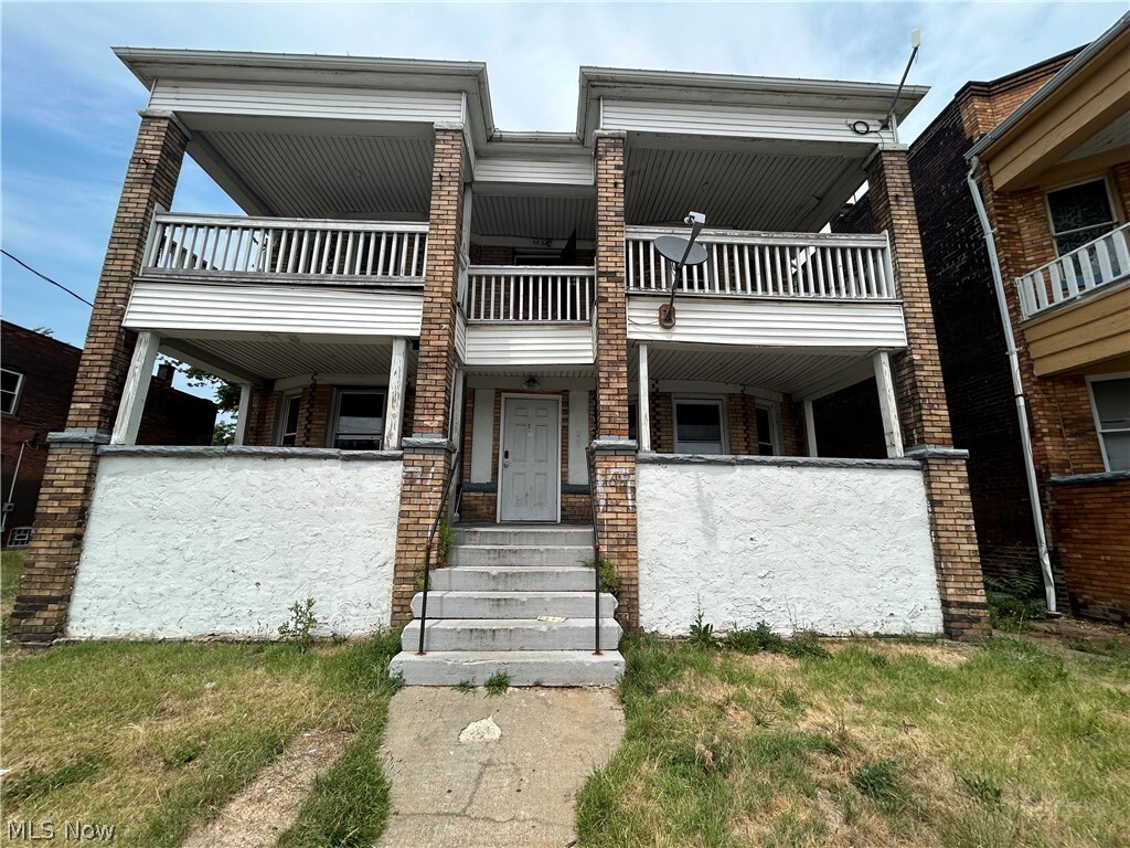 Foto principal - 7617 Superior Ave