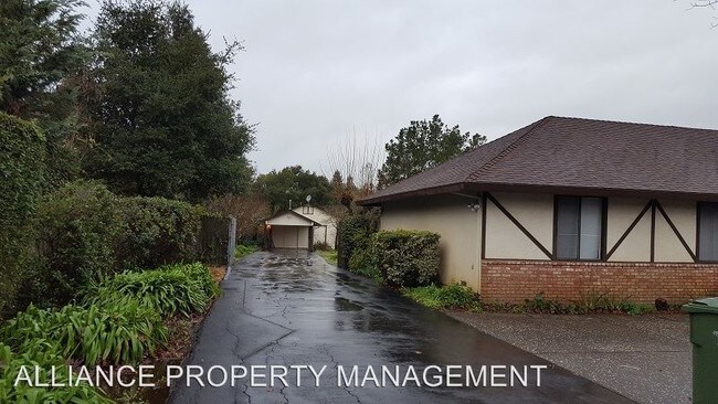 Foto del edificio - 359 Brey Rd