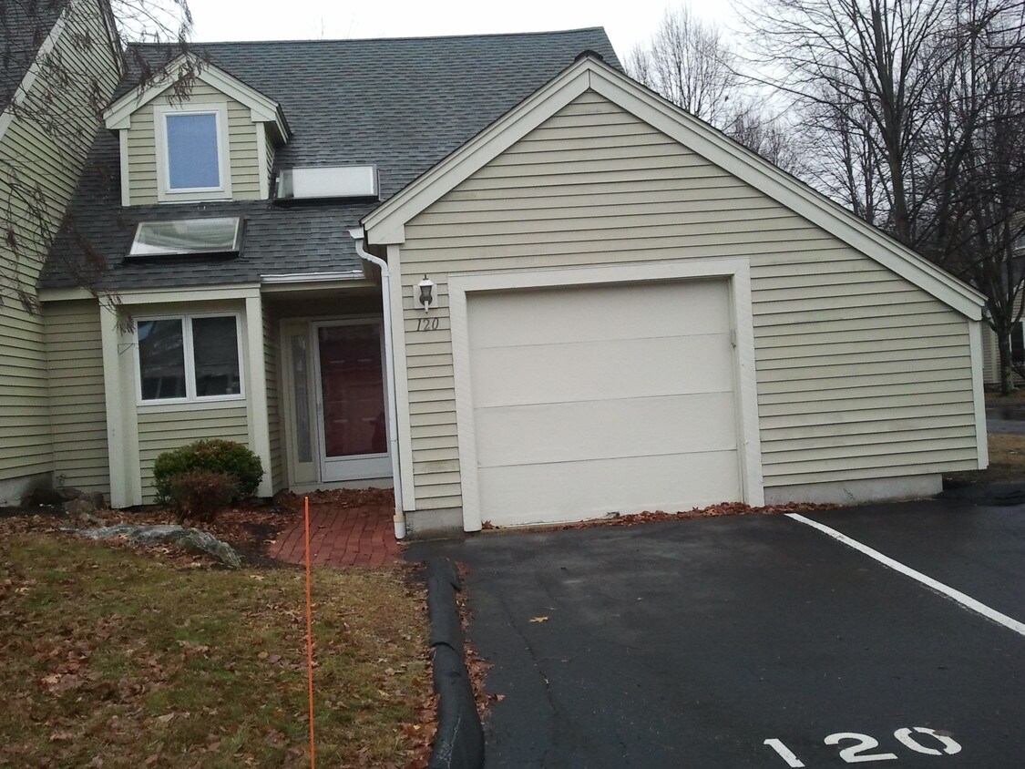 120 Courtyard Ln, Mansfield, CT 06268 Townhome Rentals in Mansfield
