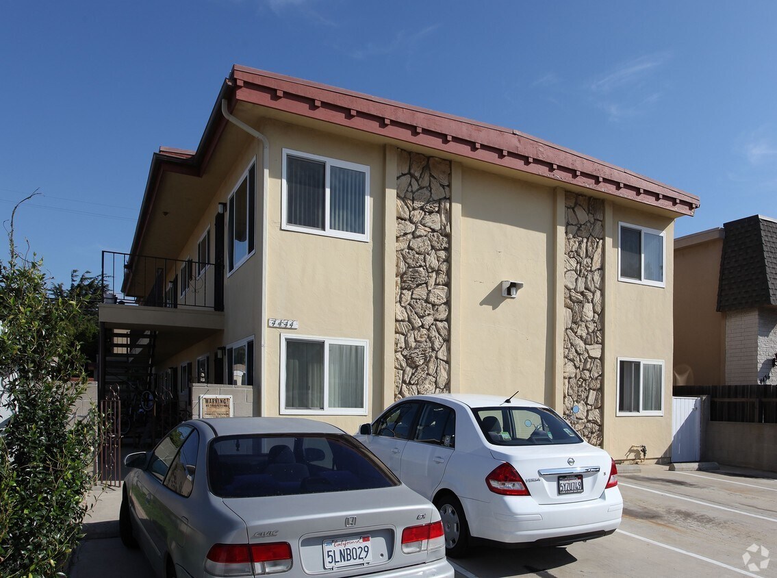 Primary Photo - 4444 Montalvo St