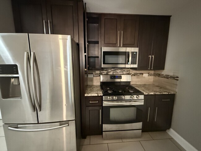 Foto del edificio - 774 N Gary Ave