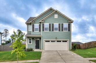 Building Photo - 3207 Wayne Dr