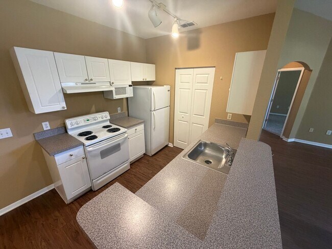 Foto del edificio - 856 Grand Regency Pointe