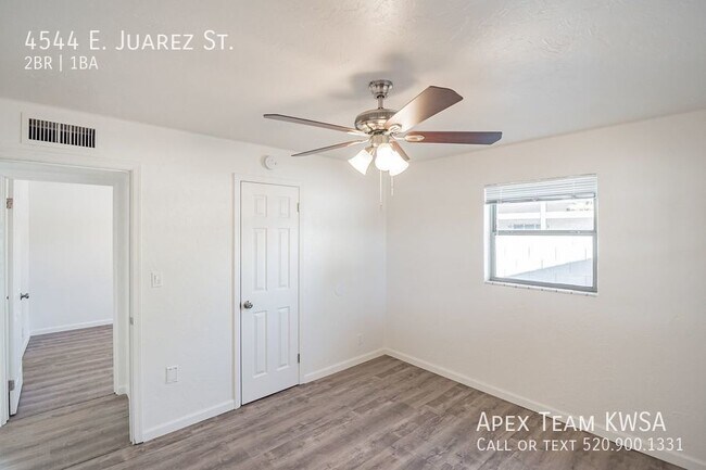 Building Photo - 4544 E Juarez St