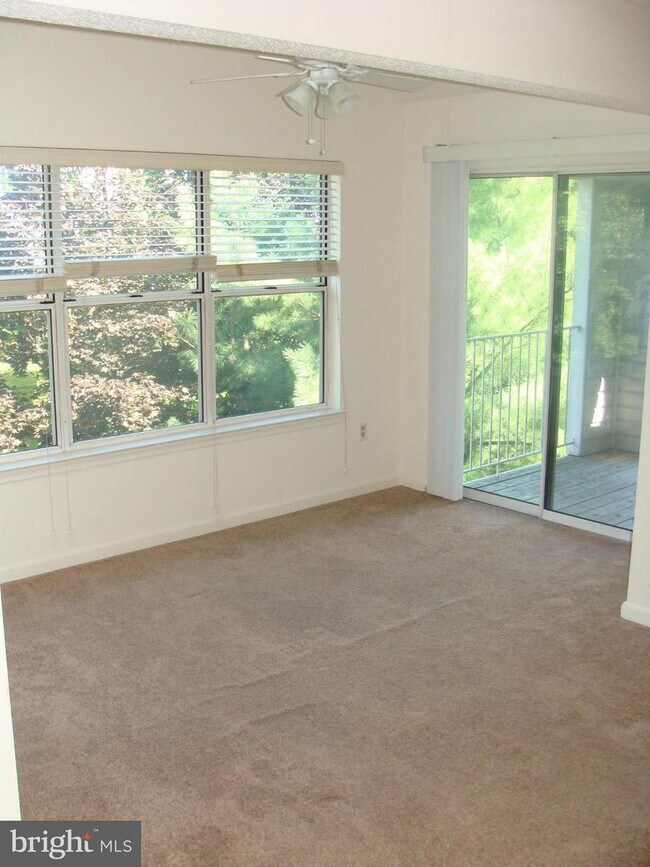 2610 Camelback Ln Unit 12, Silver Spring, MD 20906 Condo for Rent in