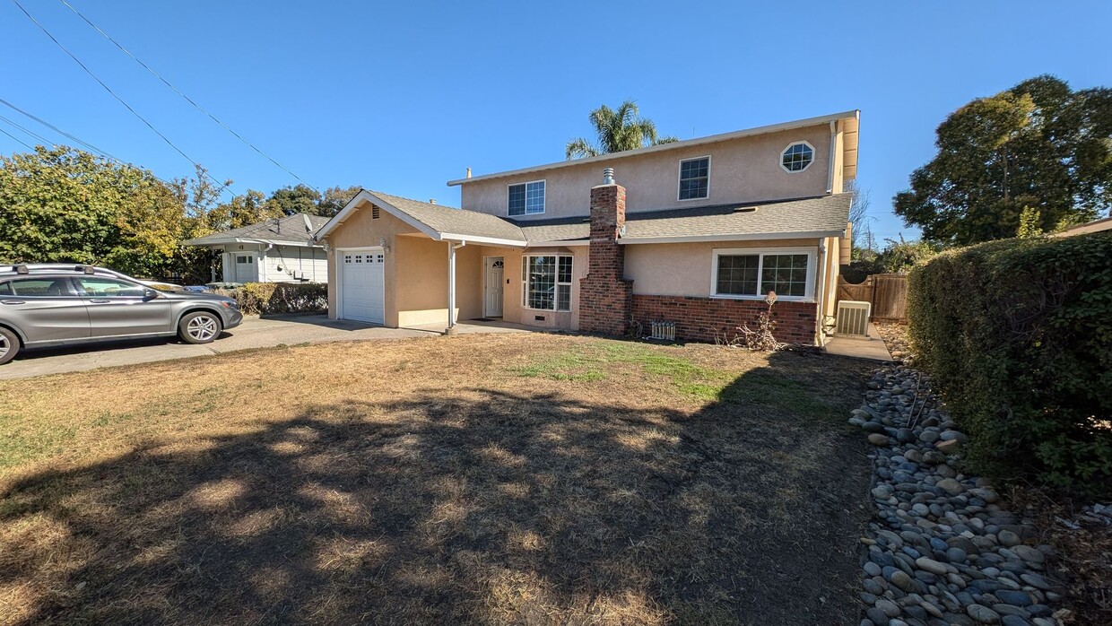 Primary Photo - Update two-story Concord home with Central...