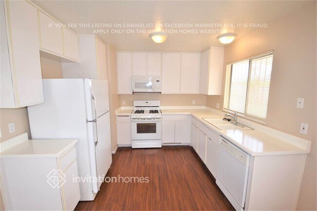 Building Photo - 2509 Buckthorn Cir