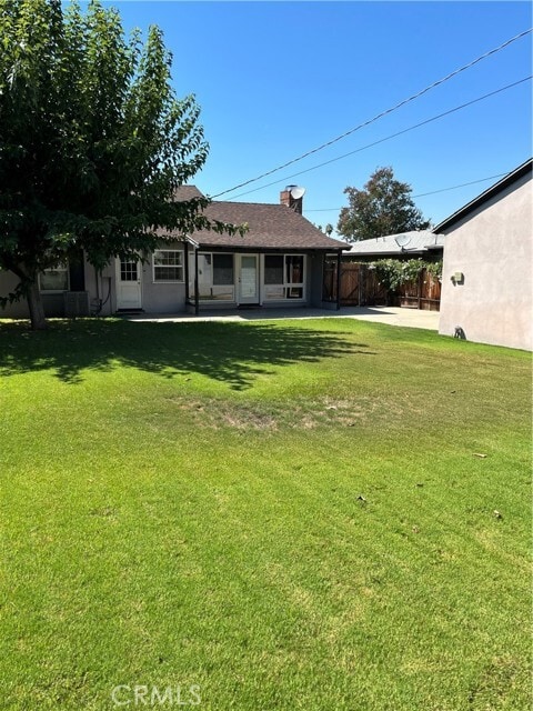 Building Photo - 6876 Yellowstone Dr