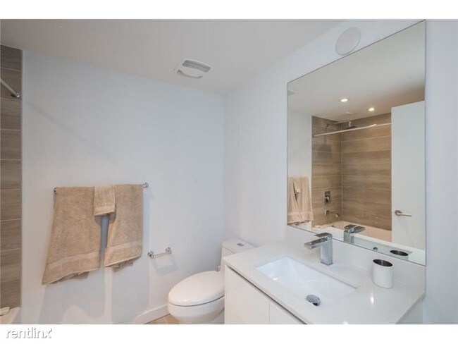 Foto del edificio - 1600 SW 1st Ave