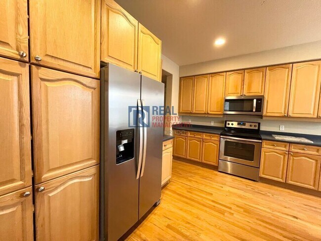 Foto del edificio - 14000 Winding River Ct