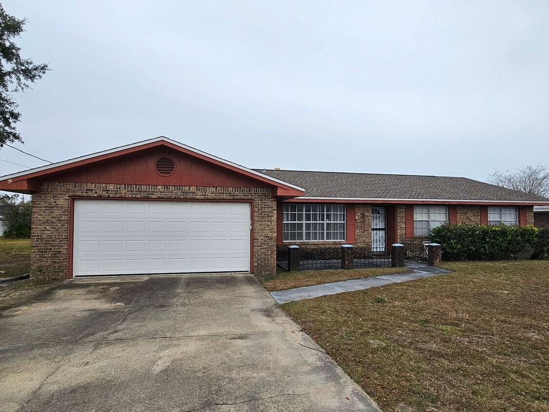 Primary Photo - 5332 Thornton Ln