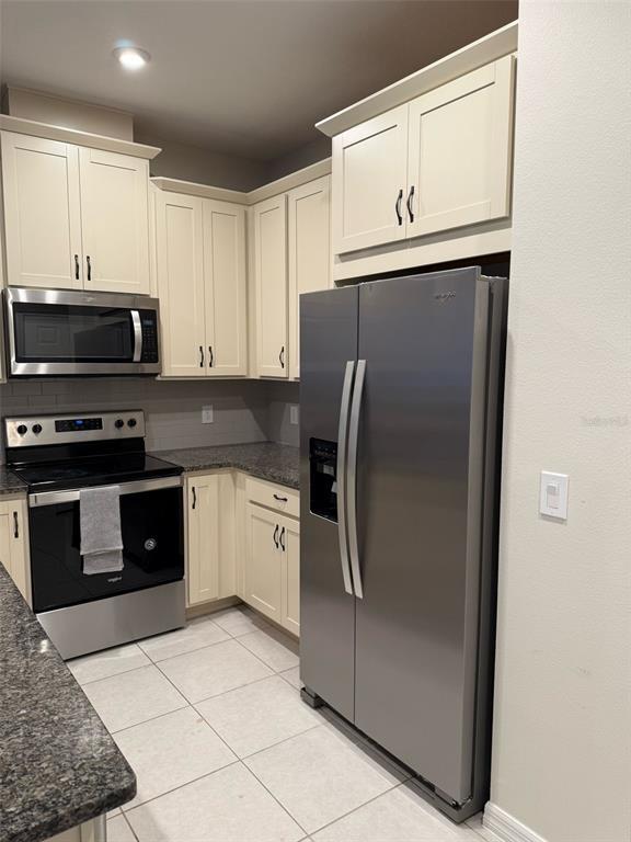 Building Photo - 10113 Greenstone Ridge St