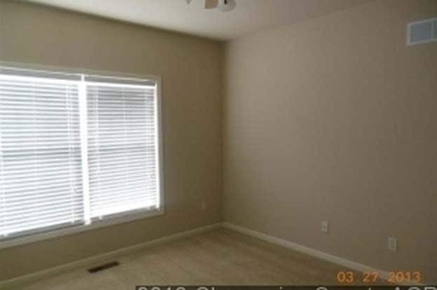 Building Photo - 102 Essex Ln