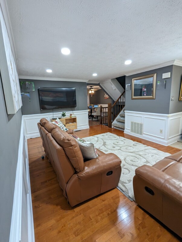 Building Photo - 8113 Mandan Terrace