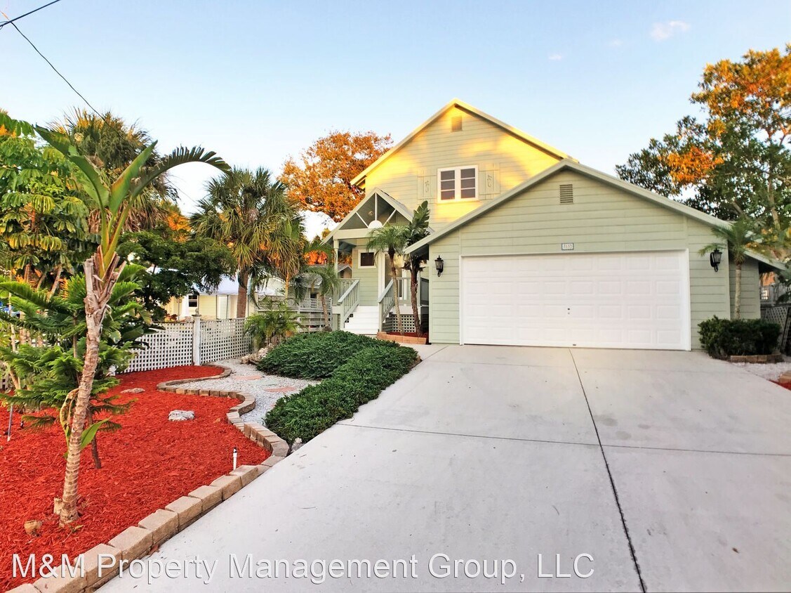 Primary Photo - 4 br, 2.5 bath House - 5157 Sandy Beach Ave