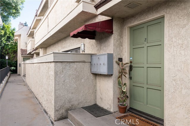 Foto del edificio - 14450 Benefit St
