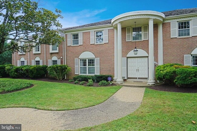 Foto del edificio - 6209 Stoneham Ln