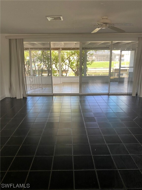 Foto del edificio - 5108 Manor Ct