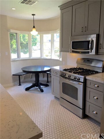 Foto del edificio - 206 S Center St