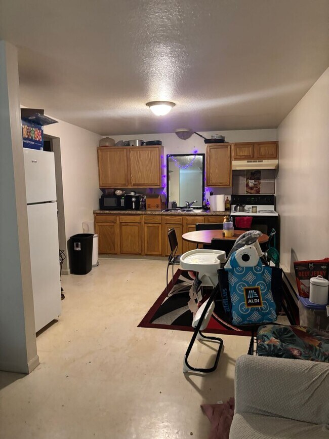 Foto del edificio - 1071 Kathryn