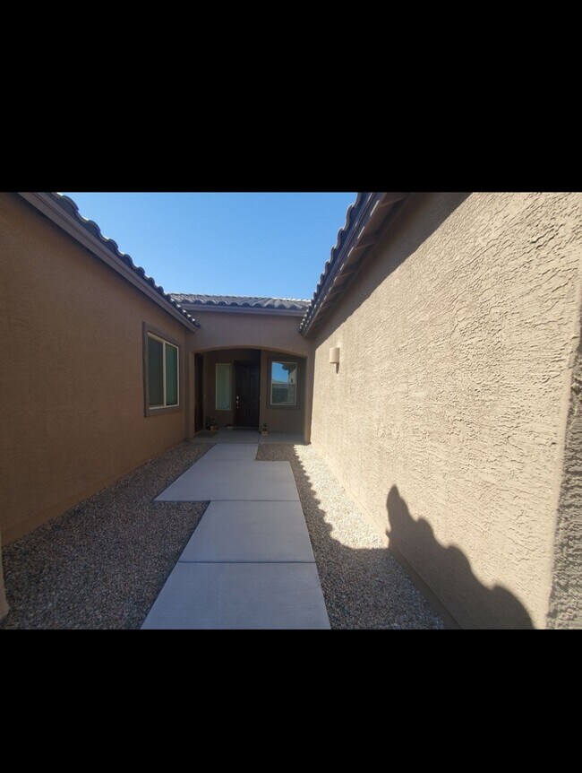 Building Photo - 12553 Denton Wy