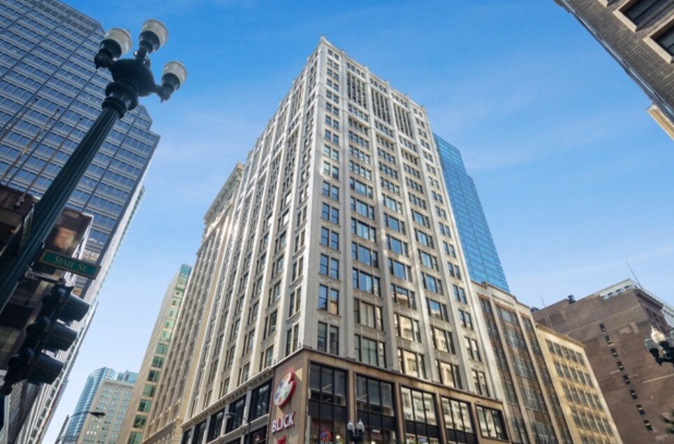 Foto principal - 8 W Monroe St