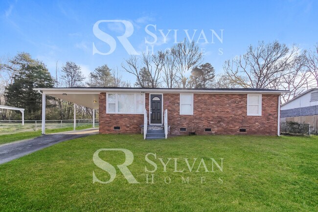 Foto del edificio - Do not miss out on this charming home