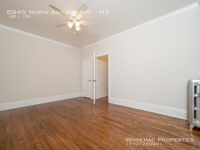 Building Photo - 6945 N Ashland Ave