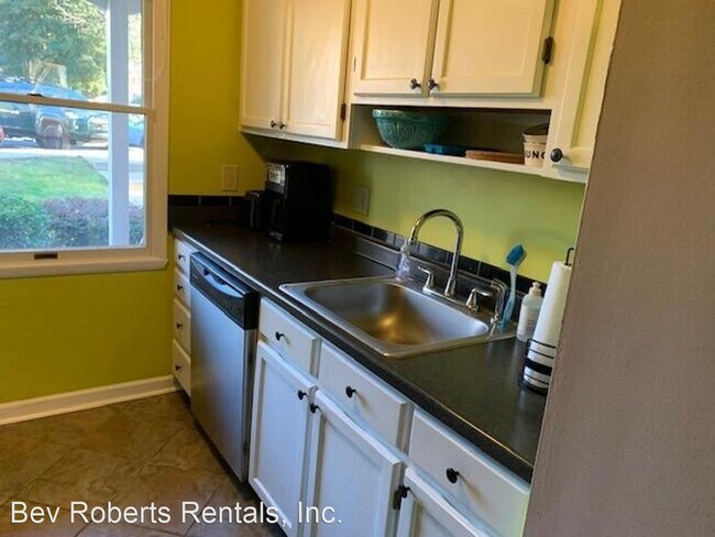 Building Photo - 2 br, 1.5 bath House - 7705 Kingsberry Court