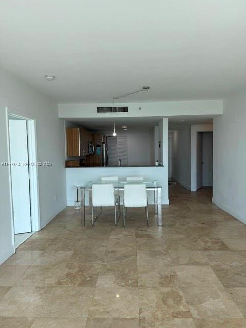 Building Photo - 6305 Indian Creek Dr
