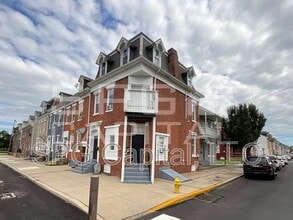 Building Photo - 201 N Broad St