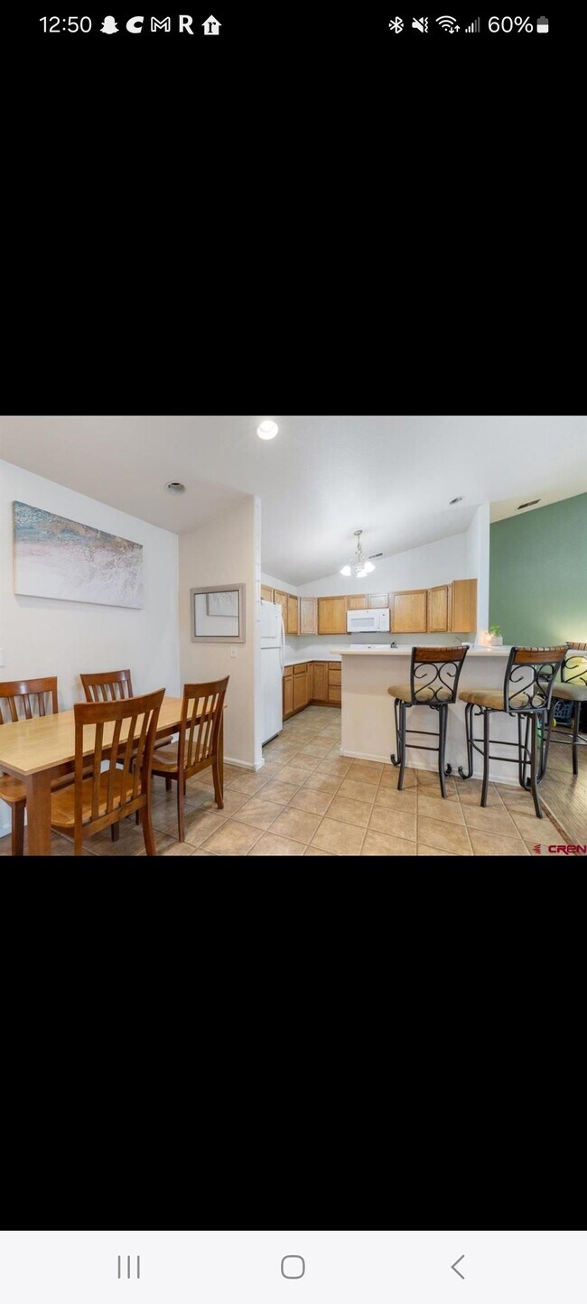Foto del edificio - 3242 Meadows Pkwy