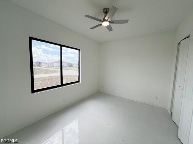 Foto del edificio - 4333 NW 34th Ln