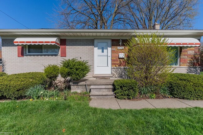 Building Photo - 25100 Marilyn Ave