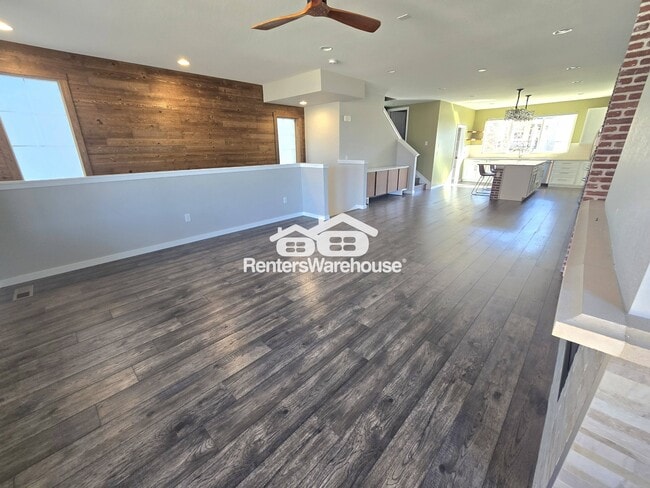 Foto del edificio - 9065 Southurst St