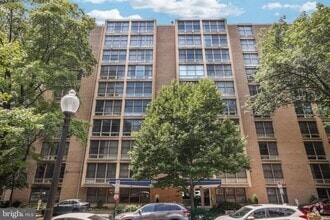 Building Photo - 1260 21st St NW