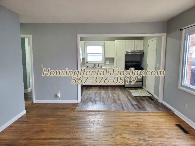 Building Photo - 827 Bernard Ave