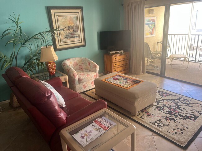 Foto del edificio - VENICE ISLAND! 2BR/2BA Condo in a Gated, Gulf front Community