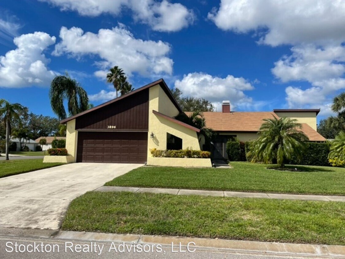 3 br, 2 bath House 3896 Easton St. House Rental in Sarasota, FL