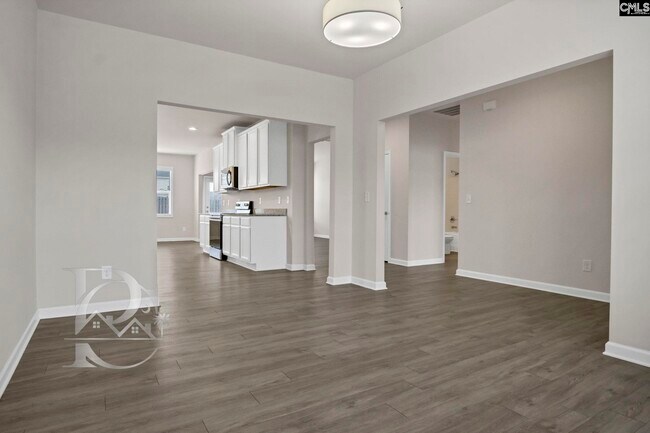 Foto del edificio - 807 Spring Cress Dr