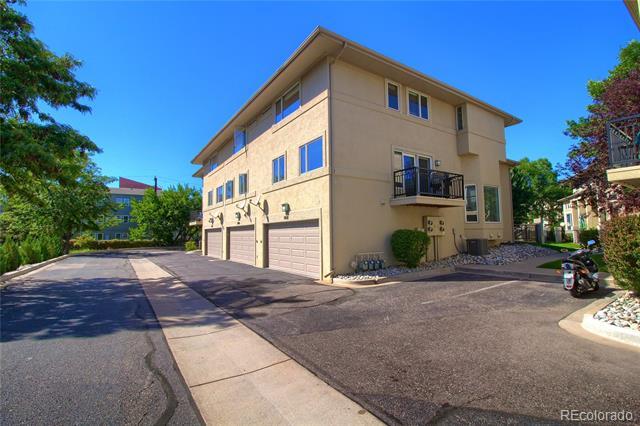 Building Photo - 5062 E Cherry Creek S Dr