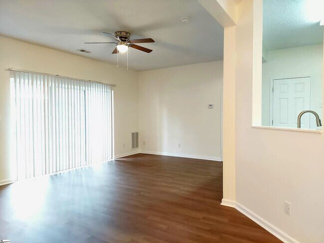 Building Photo - 111 Wexford Dr