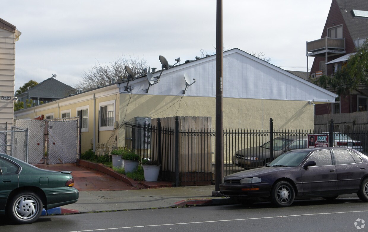Foto del edificio - 1735 6th St