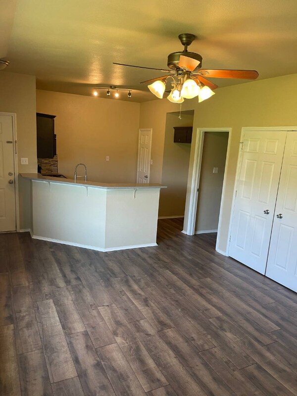 Foto del edificio - 131 Lindas Creek Ln