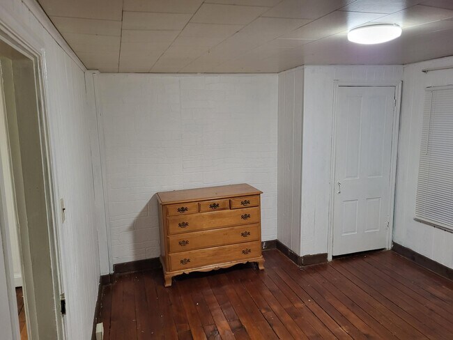 Bedroom 2 - 119 S East St