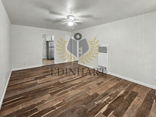 Foto del edificio - 1916 E Hunter Ave